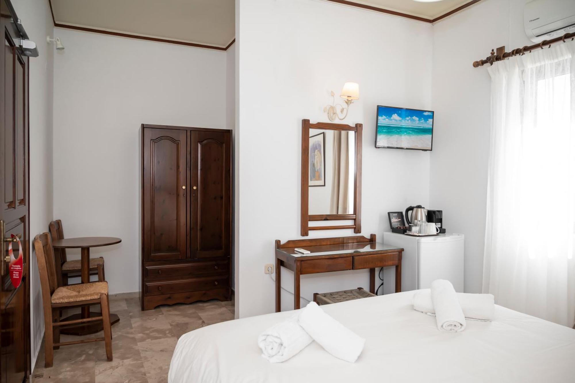 Argo Rooms-Papadakis Kíssamos Exterior foto